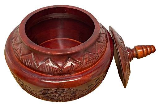Interior of spiritual batea for storing sacred ritual tools
