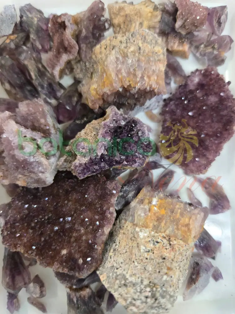 Amatista en Bruto Grande 2’’ aprox