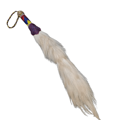 Eruke IFA - Cola Blanca con mango forrado en cuentas para Egbe, Ogbone 26" a 29" H Aproximado - Botanica Nena