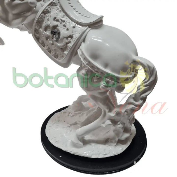 Caballo Blanco con con montura 21"Alto x 17"Ancho - Botanica Nena