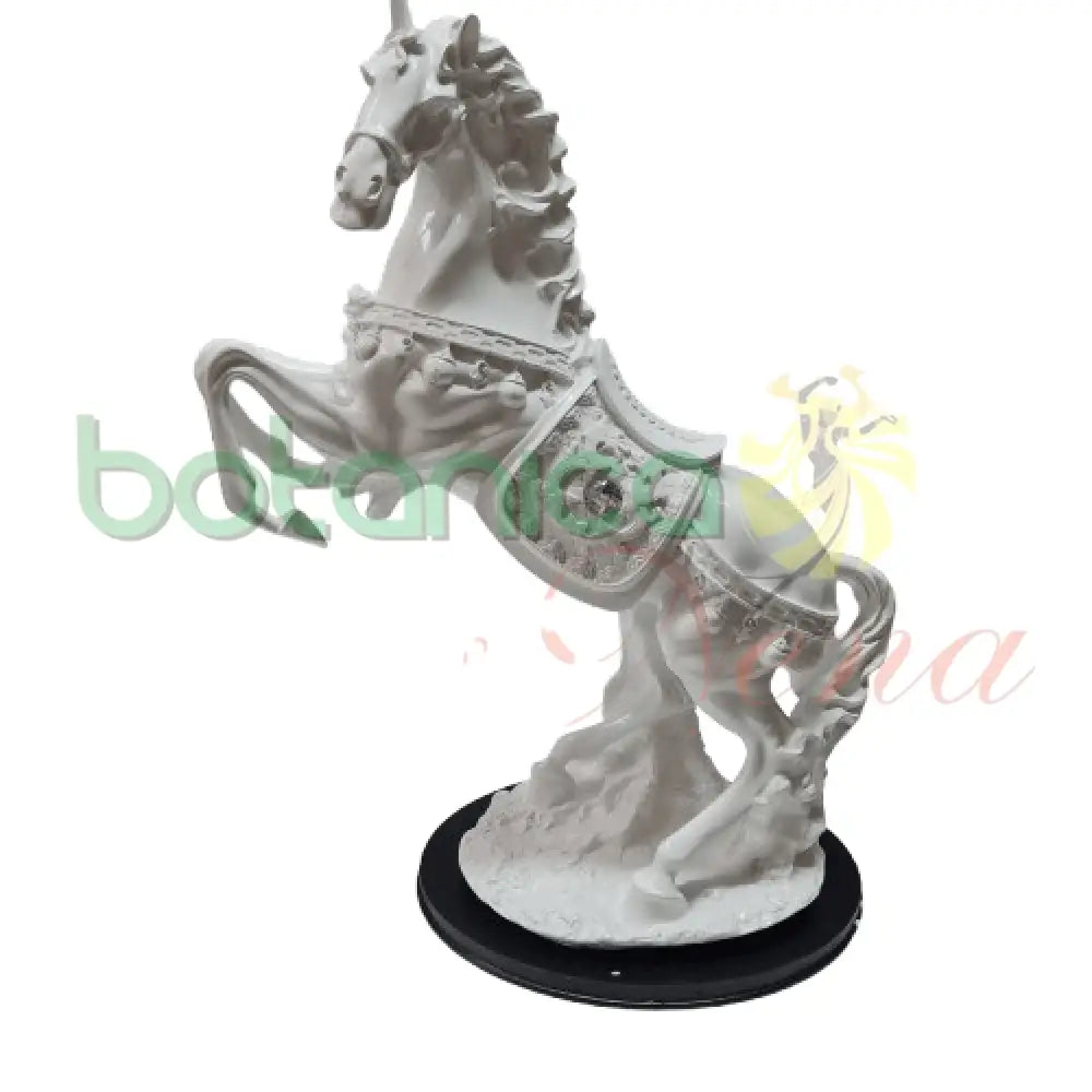 Caballo Blanco con con montura 21"Alto x 17"Ancho - Botanica Nena