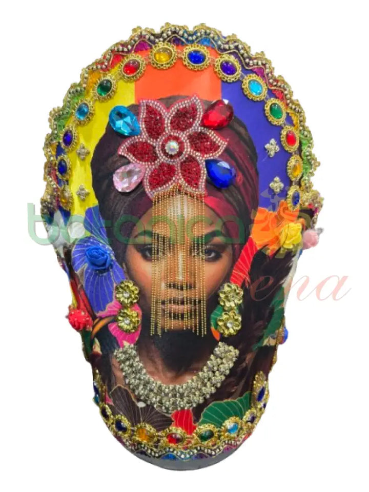 Corona con la imagen del Orishas 14’’H x 10’’W Oya Corona