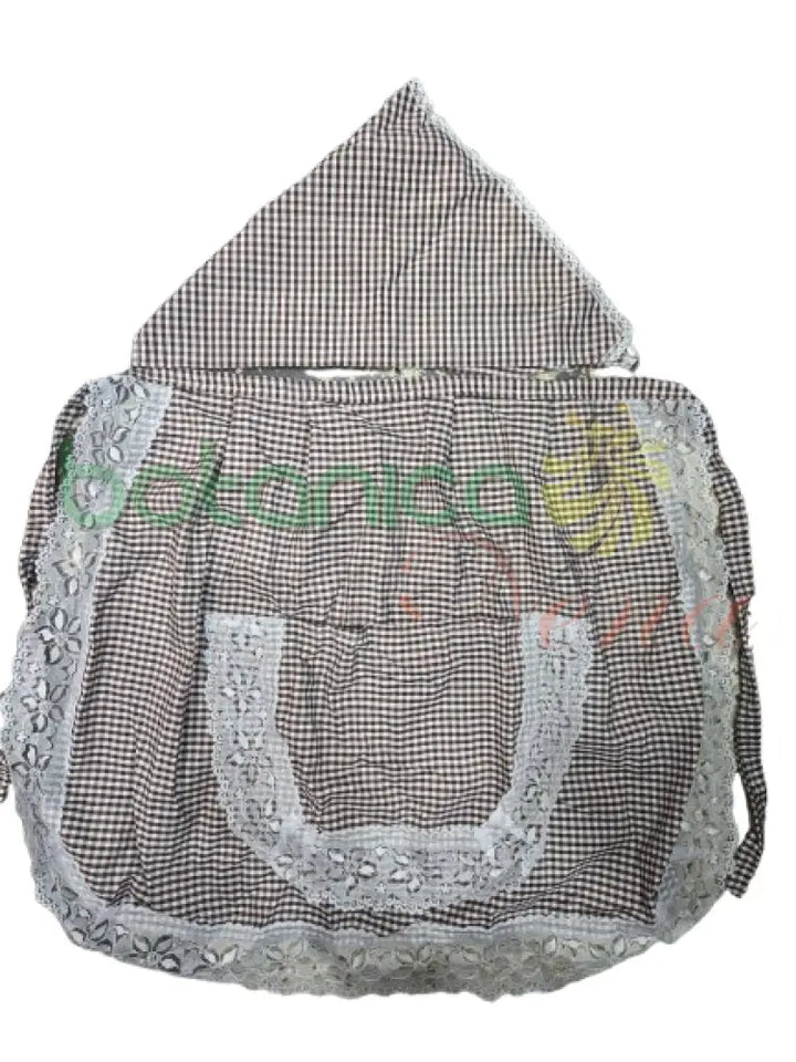 Delantal Guinga Oya Marron delantal con quilla