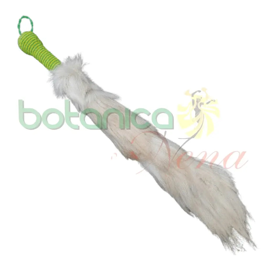 Eruke IFA - Cola Blanca con mango forrado en cuentas para Orula 26" a 29" Alto Aproximado - Botanica Nena