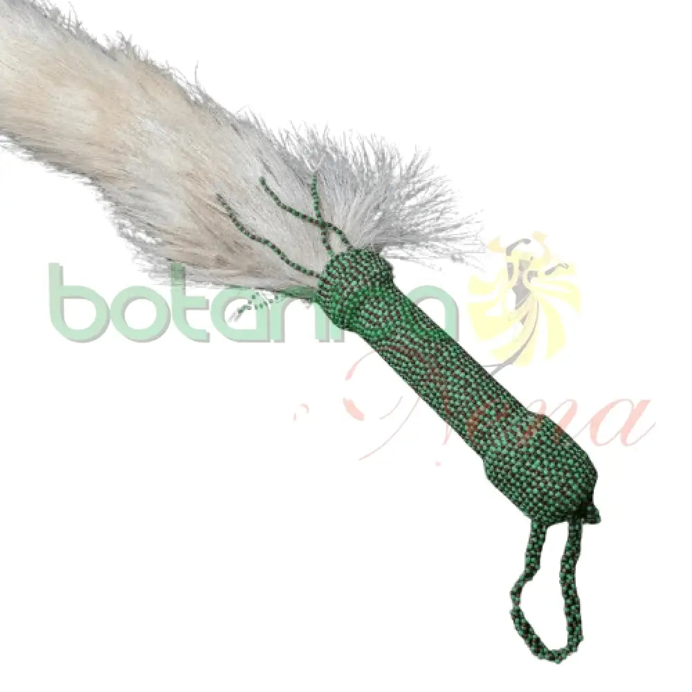 Eruke IFA - Cola Blanca con mango forrado en cuentas para Orula Nigeriano 26" a 29" Alto Aproximado - Botanica Nena