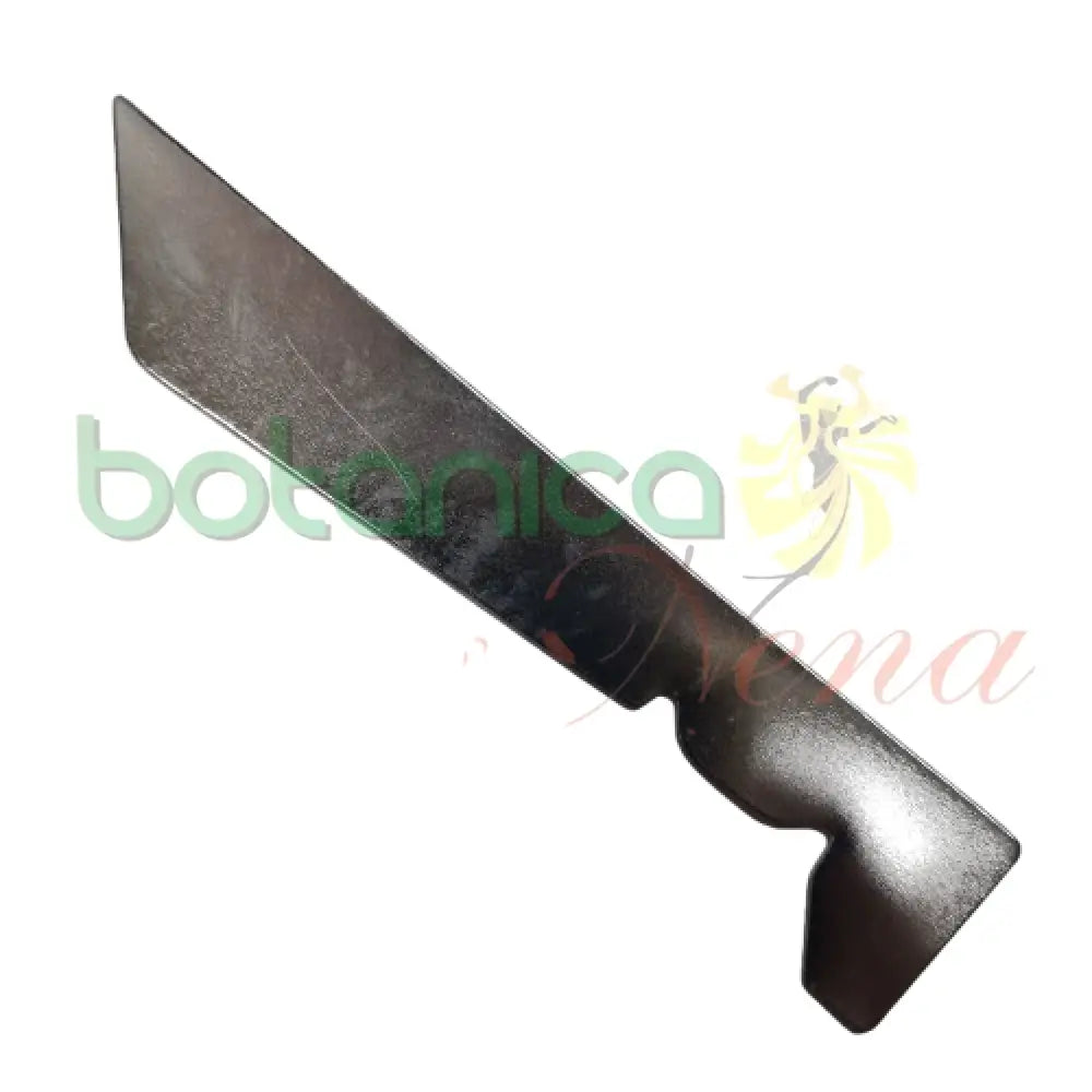 Machete metal Para Ebbo Grande 3’’H Aprox.