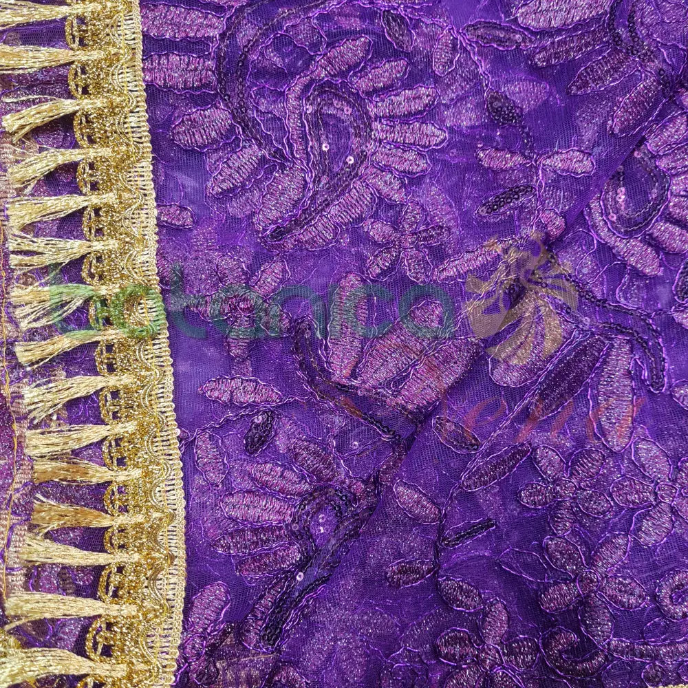 Paño bordado y con lentejuelas para Santos #25