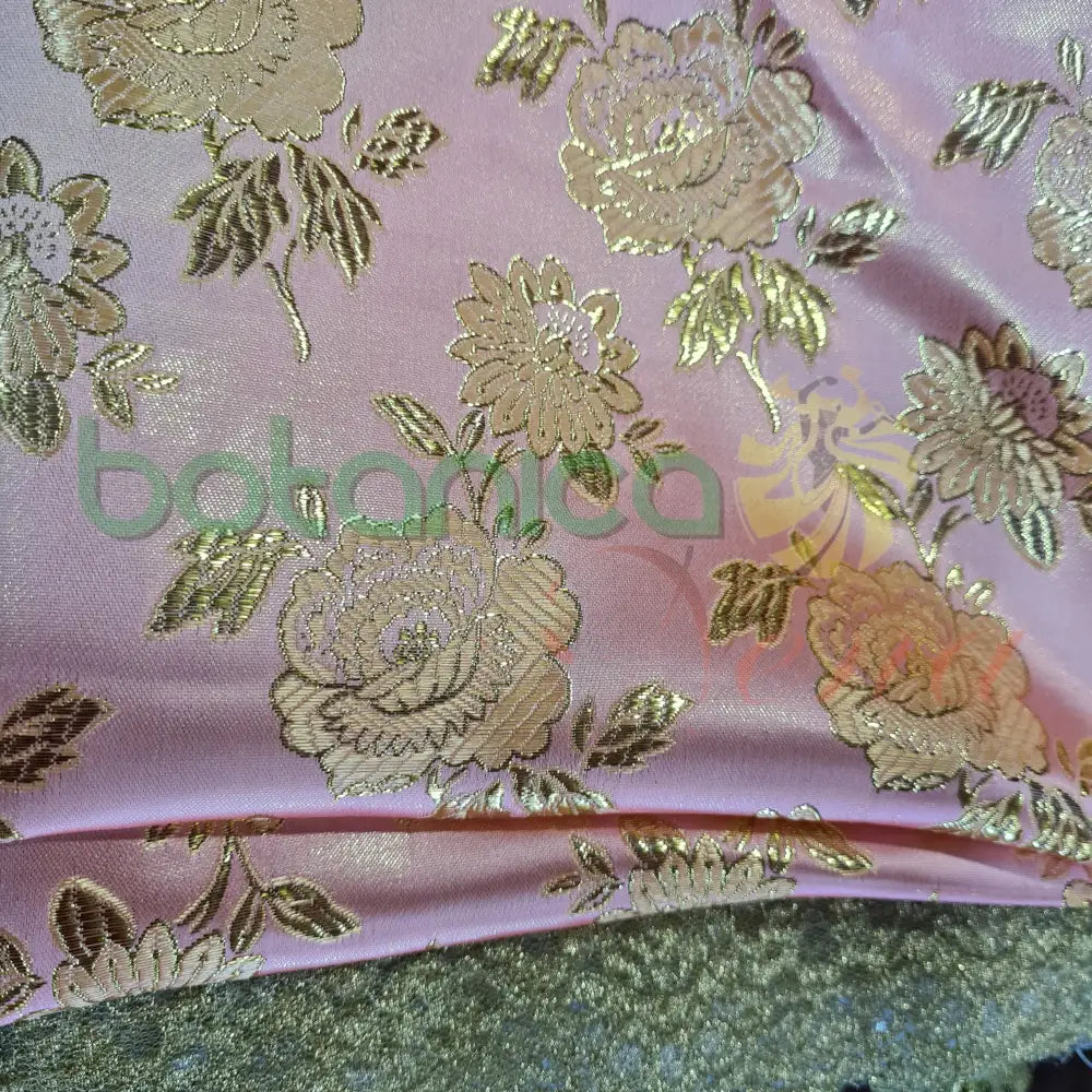 Pañuelo para Santos con impresiones doradas de flores #35 - Botanica Nena