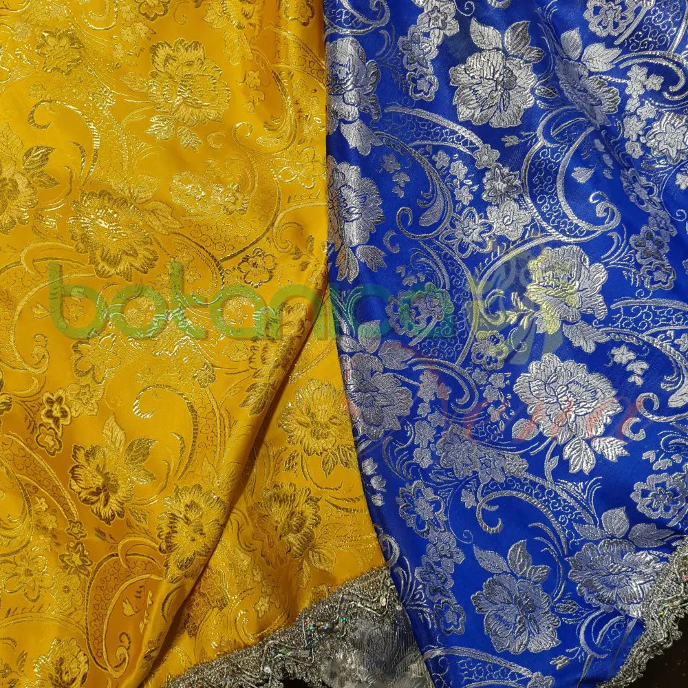 Pañuelo para Santos con impresiones doradas de flores #35 - Botanica Nena