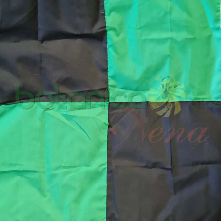 Panuelo 2 colores Verde - Negro 27’’ x 27’’ Aprox.