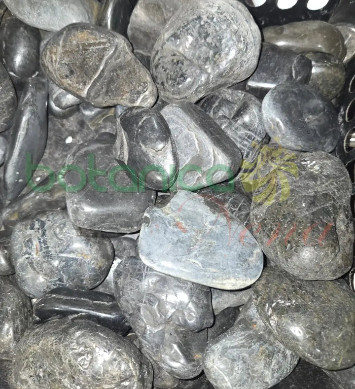 Piedra Negra (otanes) para Santo Grande 3’’ a 5’’ Aprox