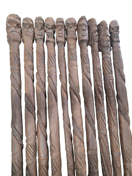 Bastón De Eggun 45"H Caoba