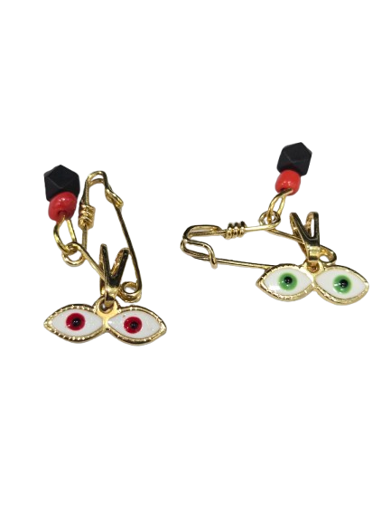 Pin Ojos Santa Lucia con azabache baño de oro 1"H