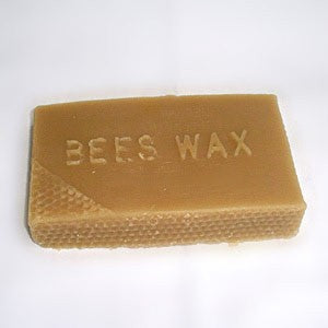 <p>Bees' Wax, cera de abejas. 1 lb.</p>